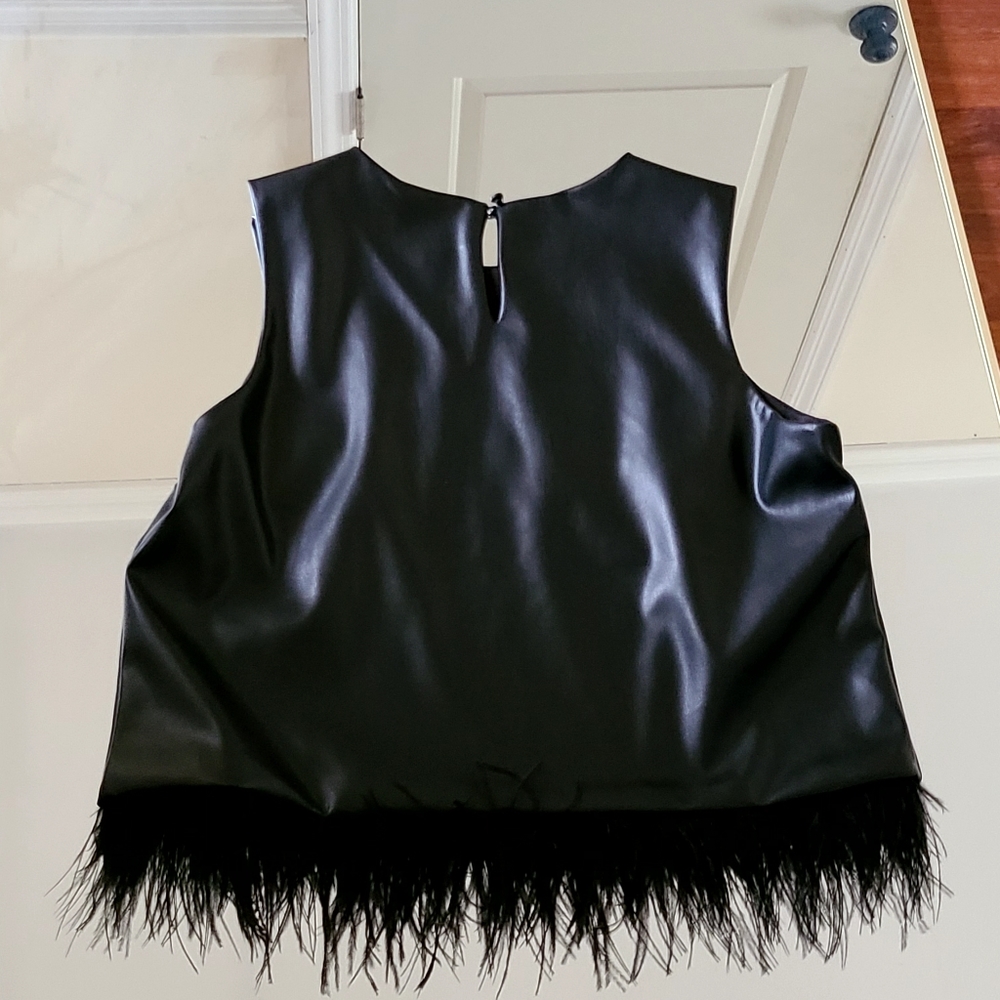 Black Top with Fur fringe